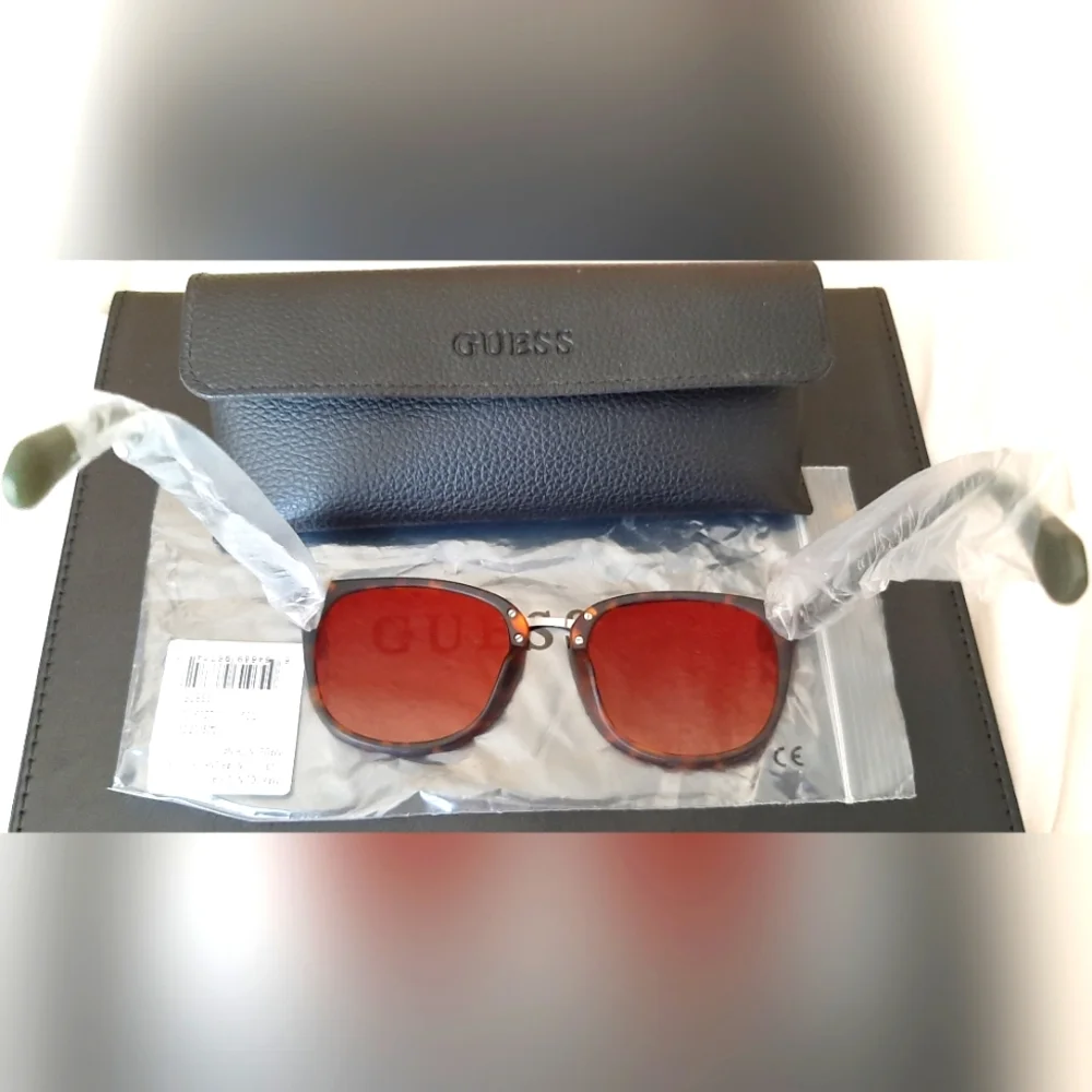 Guess Dark Havana Sunglasses *NWT* - Picture 12 of 16